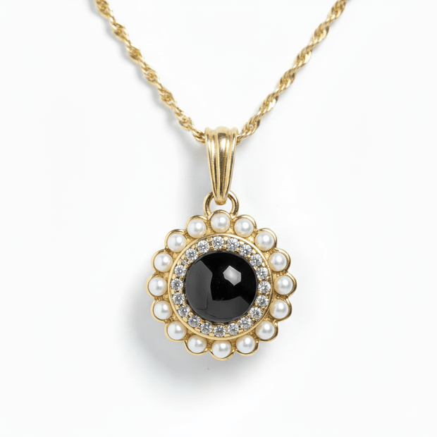 Personalized Pearl Glitz Circle Photo Necklace