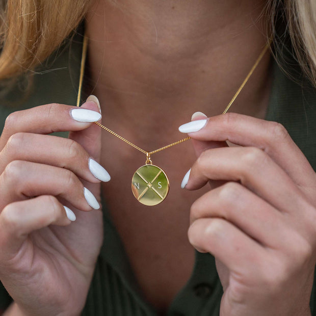 Engravable Circle Quadrant Necklace