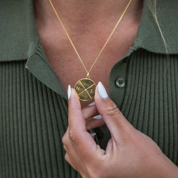 Engravable Circle Quadrant Necklace